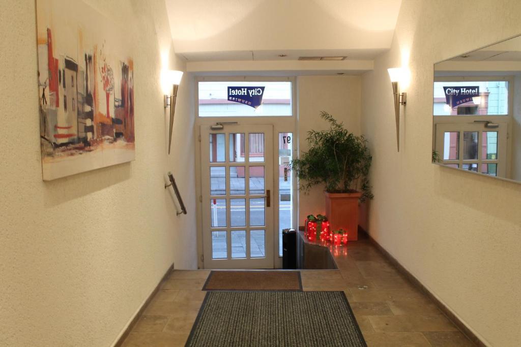 City Hotel Neuwied Esterno foto