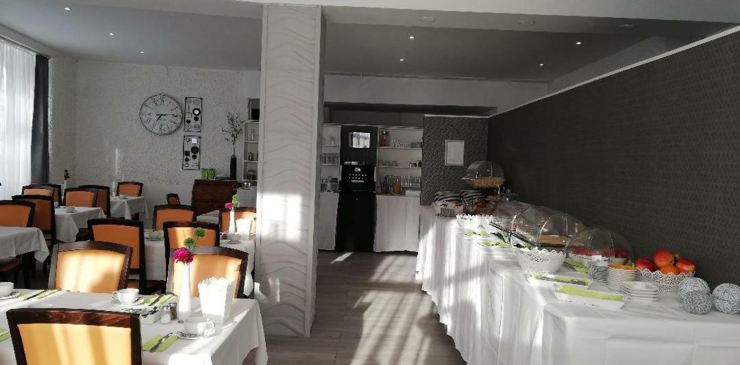 City Hotel Neuwied Esterno foto